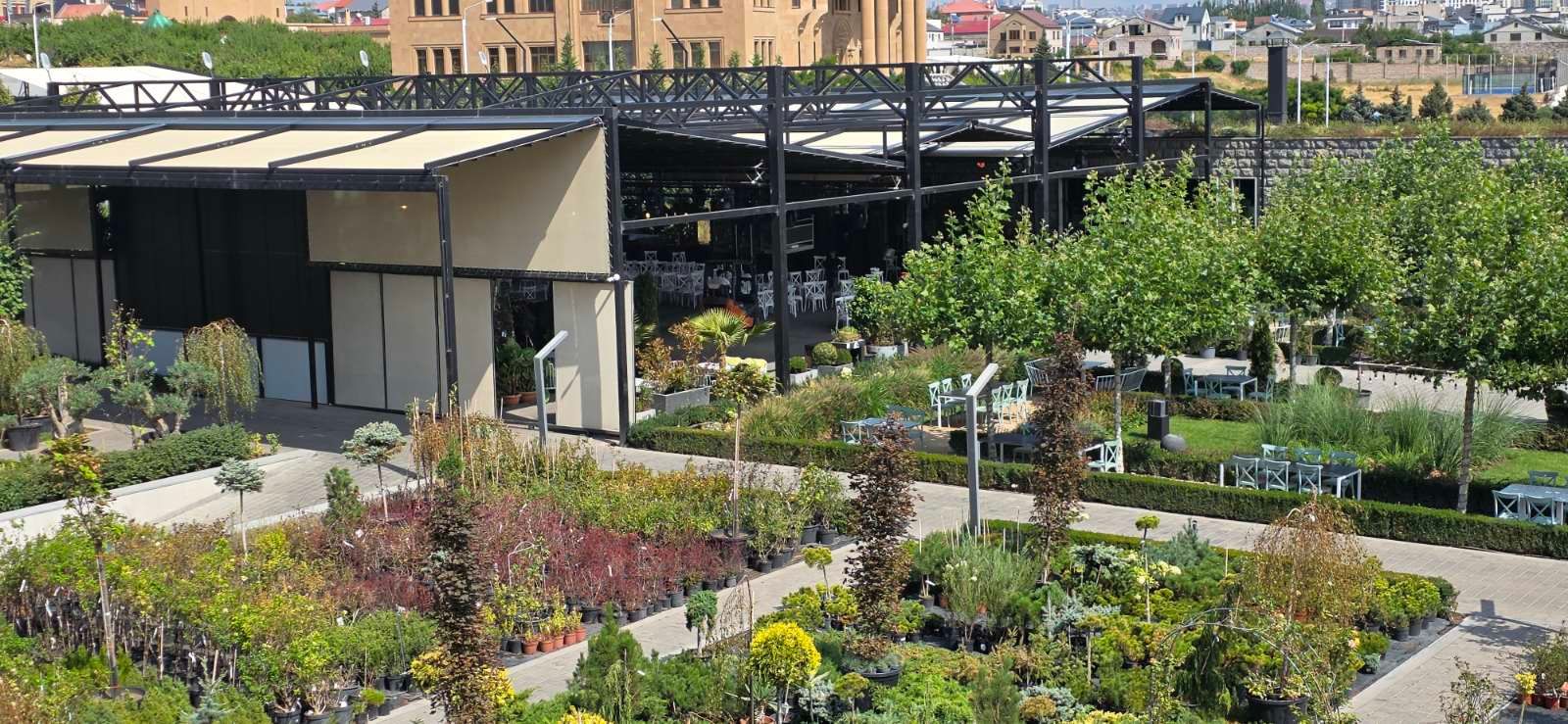 Spacious Outdoor Area